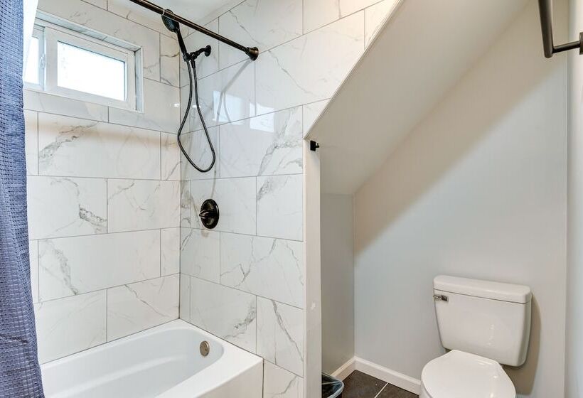 Modern Indianapolis Home < 2 Mi To Downtown!