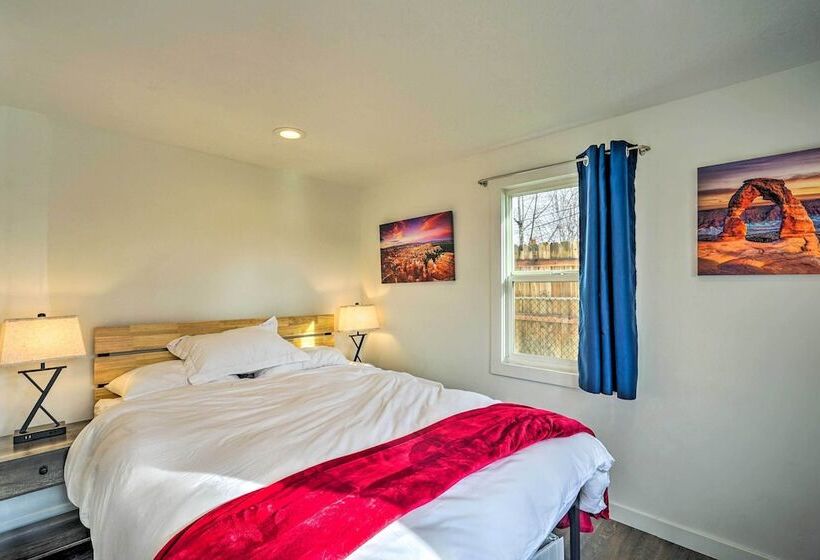 Modern Utah Home W/ Private Hot Tub