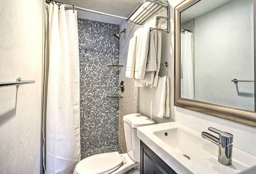 Modern Utah Home W/ Private Hot Tub