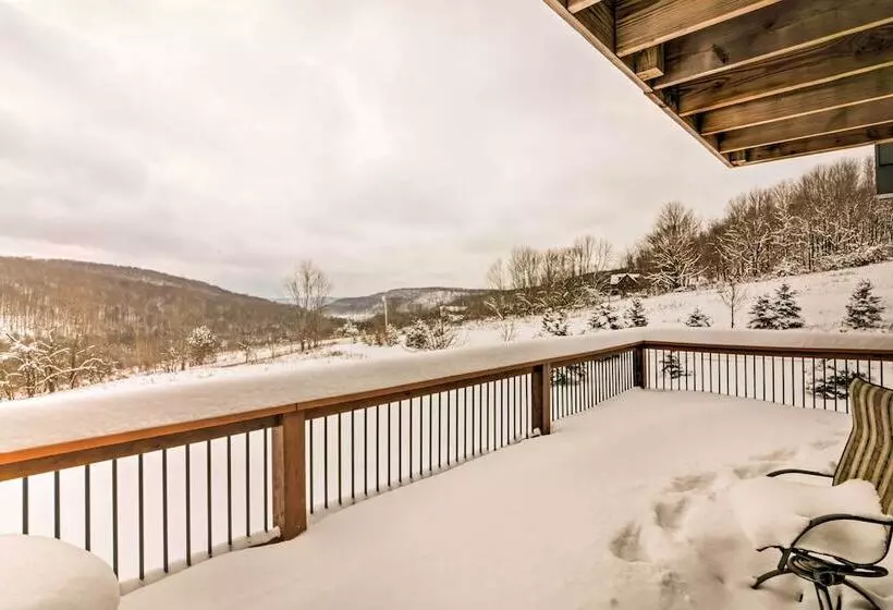 Mountaintop Ellicottville Home: 7 Mi To Ski Resort