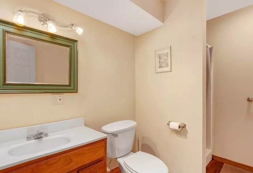 Mountaintop Ellicottville Home: 7 Mi To Ski Resort