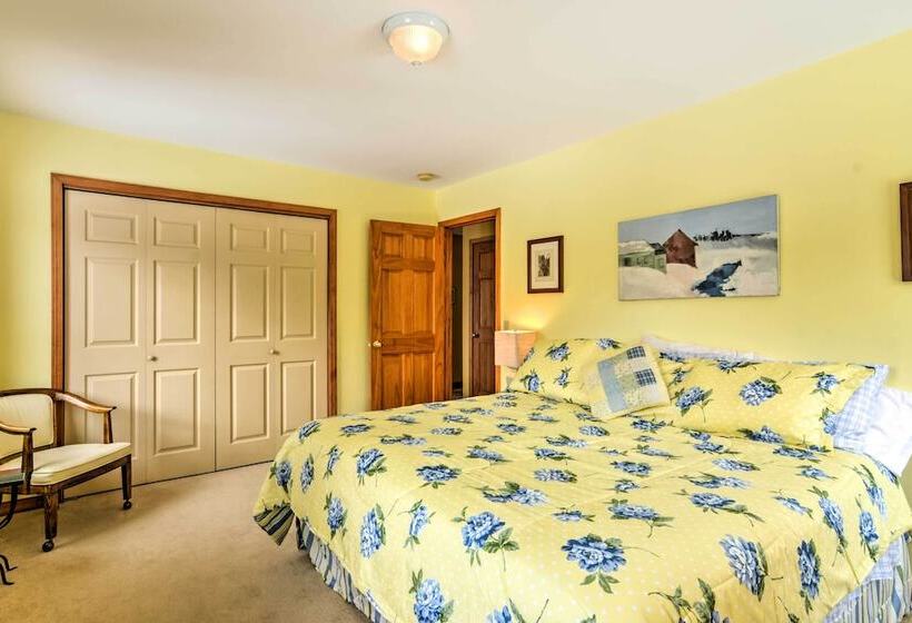 Mountaintop Ellicottville Home: 7 Mi To Ski Resort