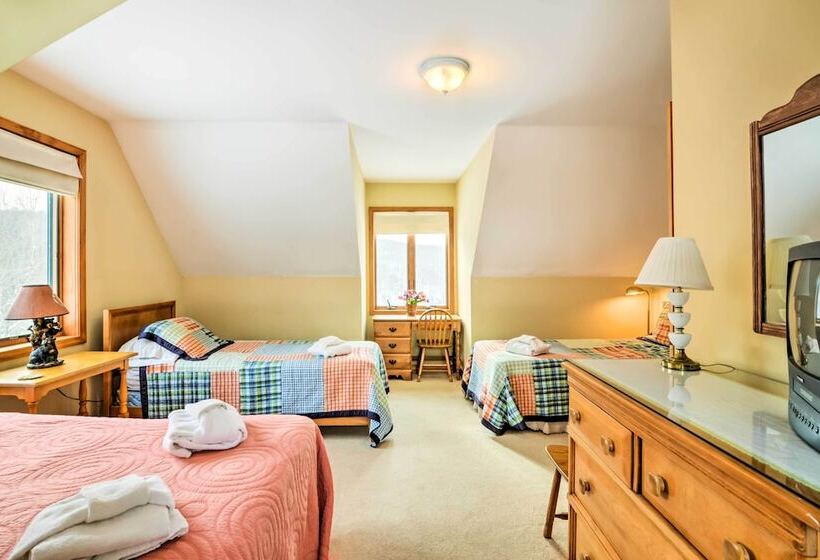 Mountaintop Ellicottville Home: 7 Mi To Ski Resort