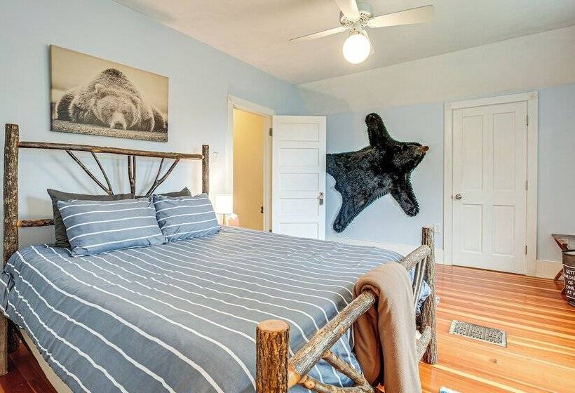 Ontonagon Home W/ Fire Pit   Steps To Beach!