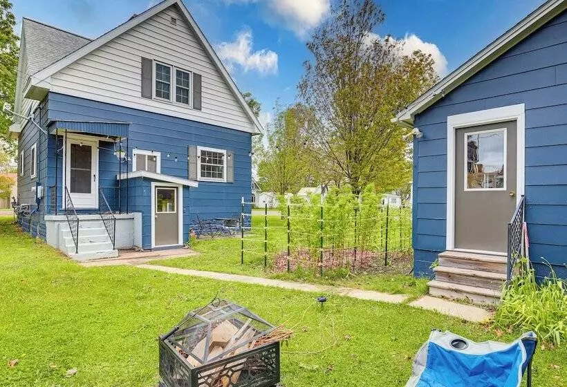 Ontonagon Home W/ Fire Pit   Steps To Beach!