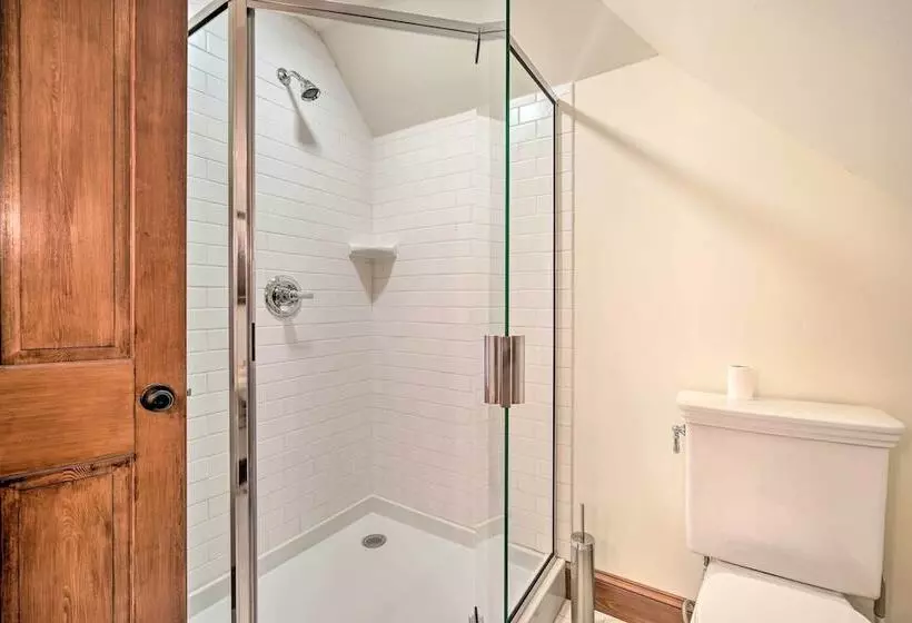 Pet Friendly Moriah Homestead W/ Fire Pit!