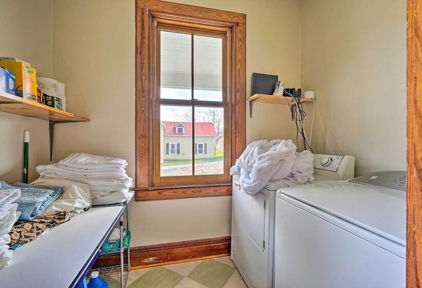 Pet Friendly Moriah Homestead W/ Fire Pit!