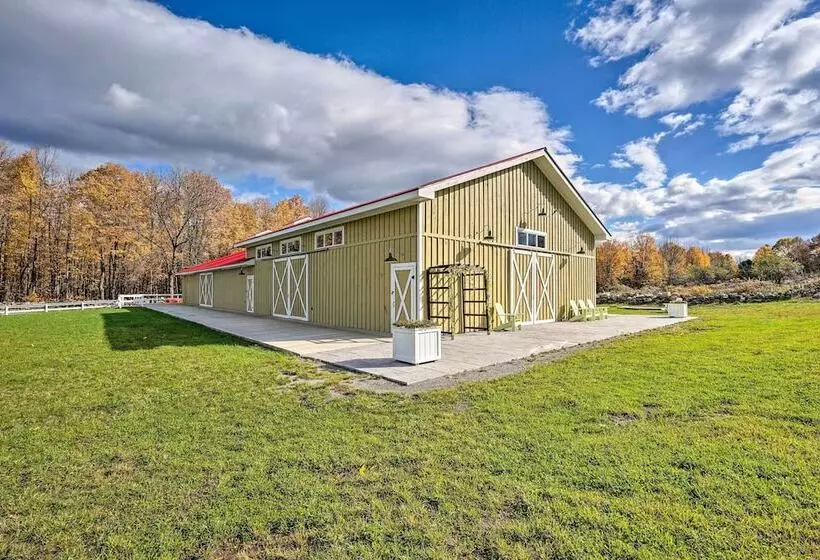 Pet Friendly Moriah Homestead W/ Fire Pit!