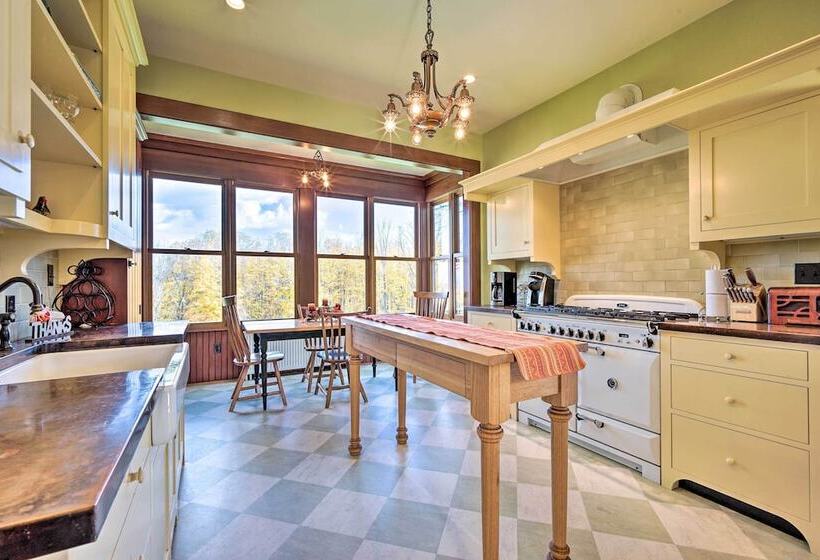 Pet Friendly Moriah Homestead W/ Fire Pit!