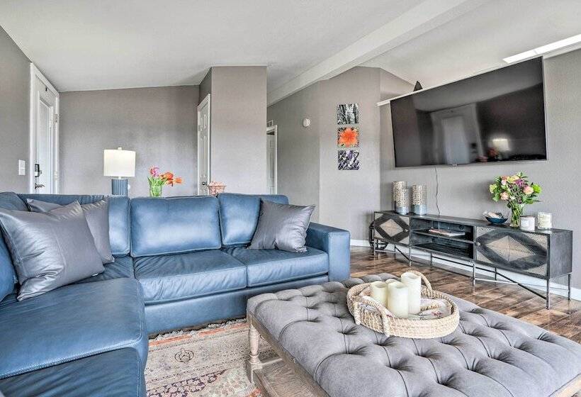 Quincy Home On Lavender Farm W/ River Views!