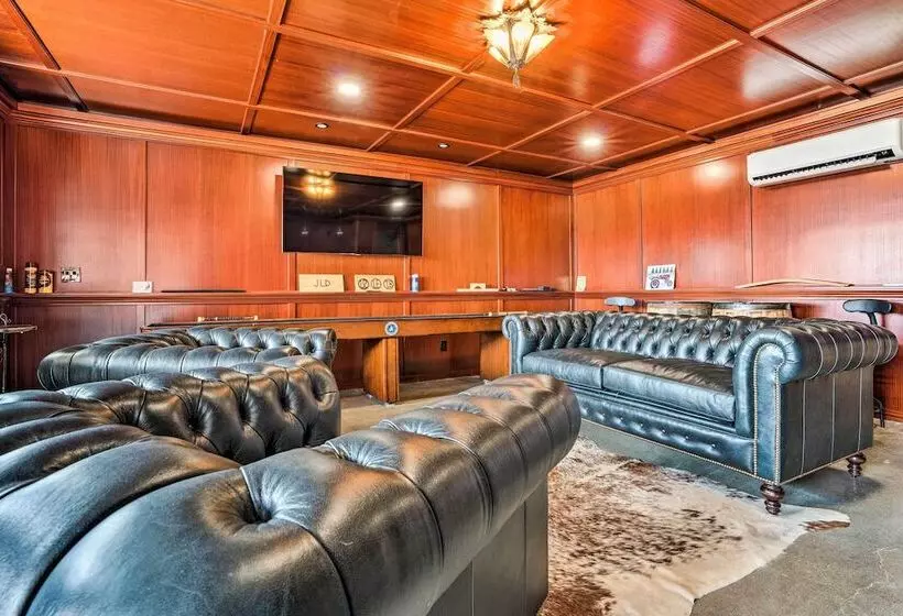 Quincy Home On Lavender Farm W/ River Views!