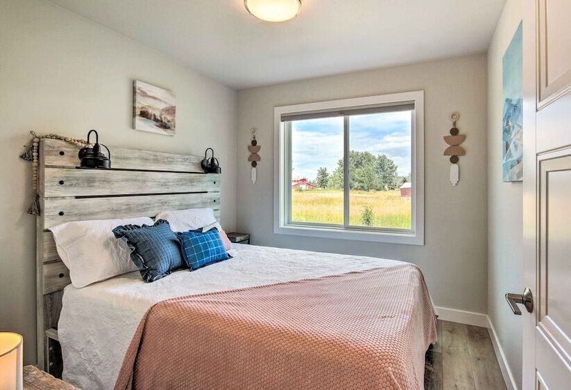 Red Lodge Home W/ Patio ~ 1 Mi From Downtown!