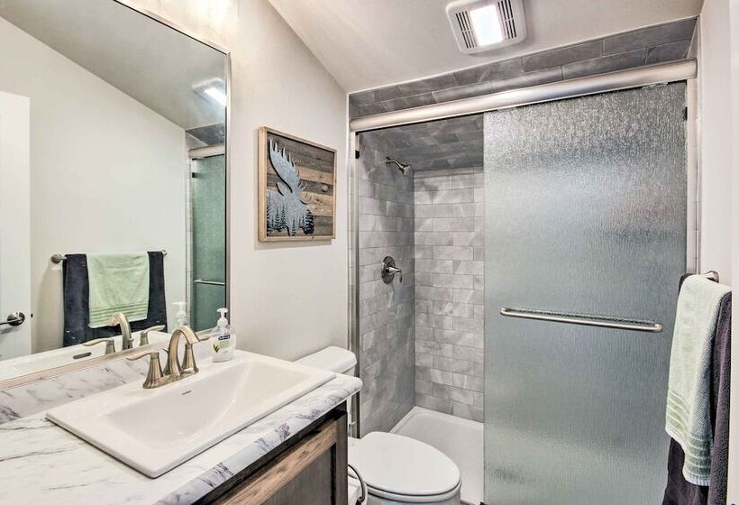 Red Lodge Home W/ Patio ~ 1 Mi From Downtown!