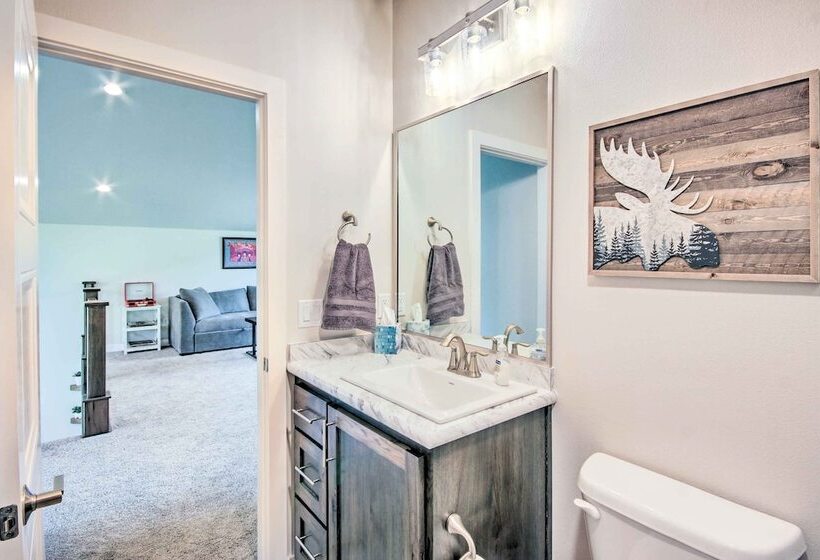 Red Lodge Home W/ Patio ~ 1 Mi From Downtown!