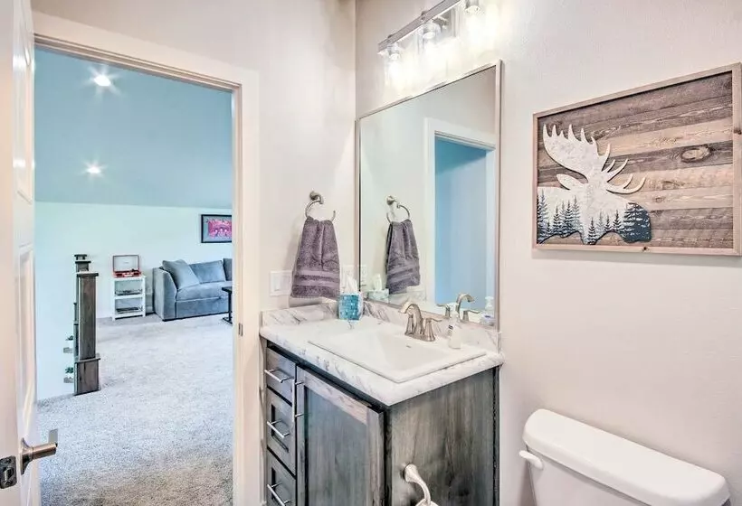 Red Lodge Home W/ Patio ~ 1 Mi From Downtown!