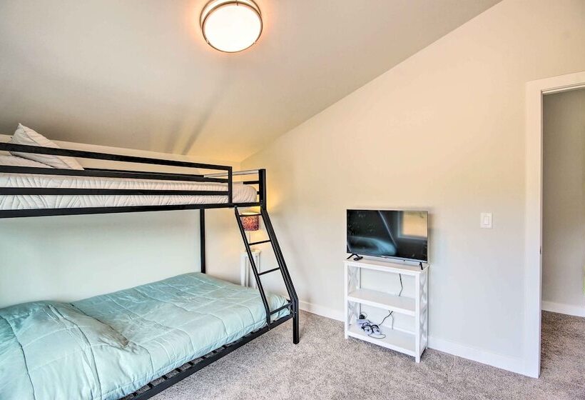 Red Lodge Home W/ Patio ~ 1 Mi From Downtown!