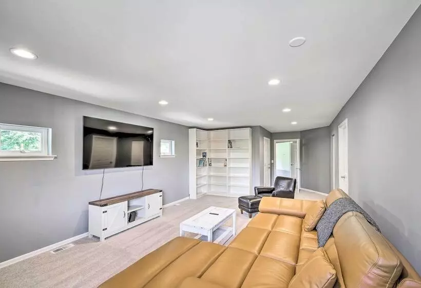 Riverside North Bend Oasis: Stunning Mountain View