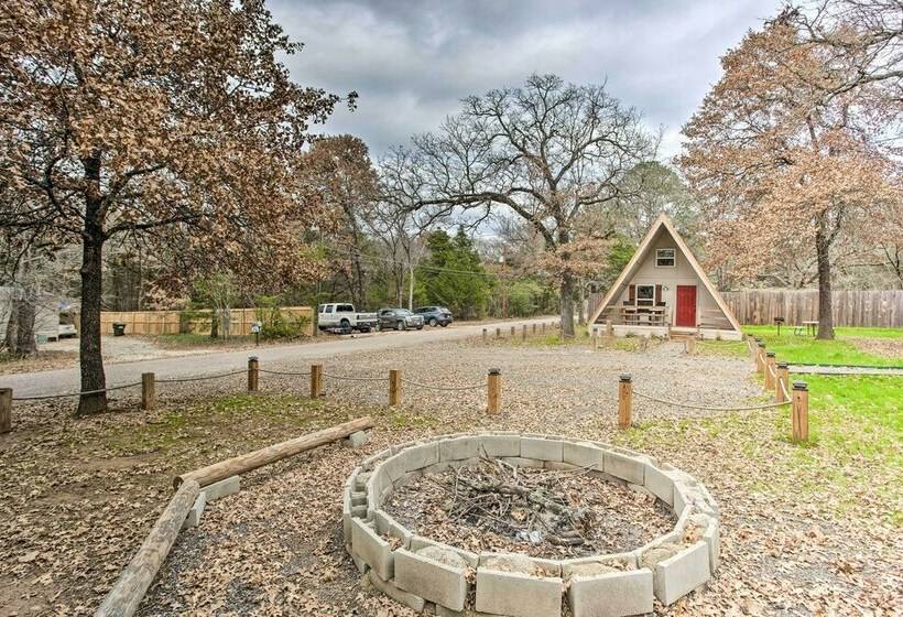 Rustic Gordonville Cabin W/ Shared Fire Pit!