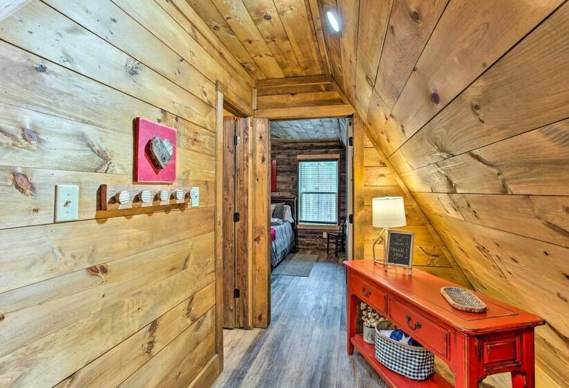 Rustic Gordonville Cabin W/ Shared Fire Pit!