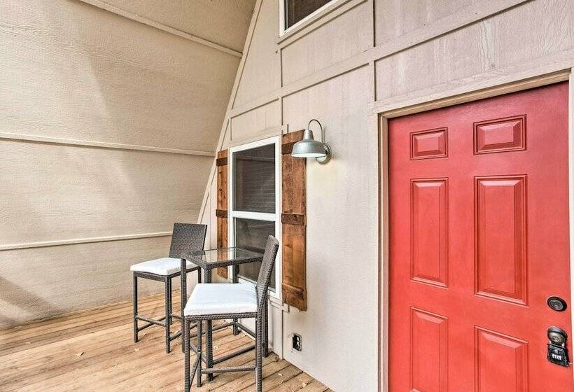 Rustic Gordonville Cabin W/ Shared Fire Pit!