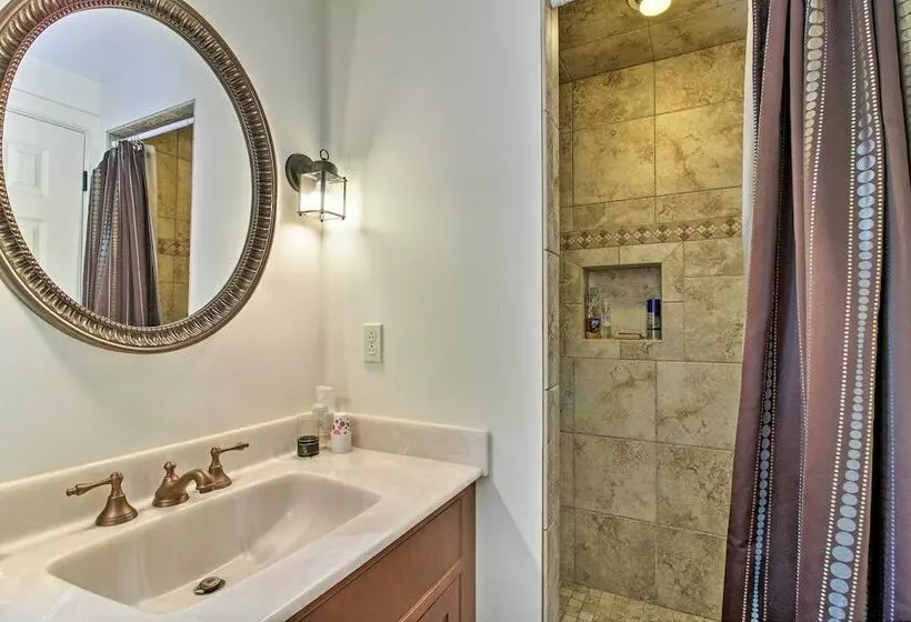 Secluded Home, 7 Mins To Stratton Mountain Resort