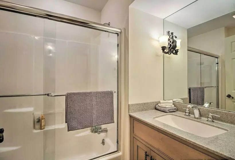 Secluded Home, 7 Mins To Stratton Mountain Resort