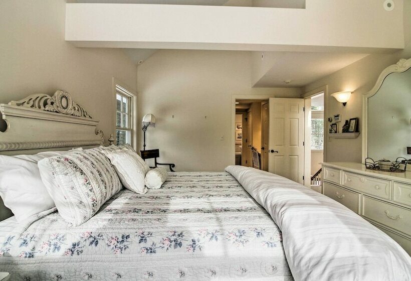 Secluded Home, 7 Mins To Stratton Mountain Resort