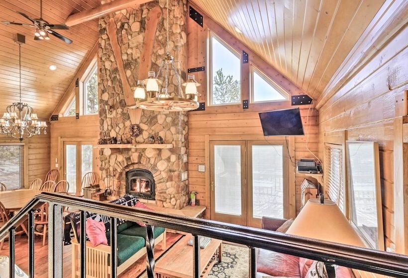 Spacious Fairplay Cabin W/ Deck & Dry Sauna!