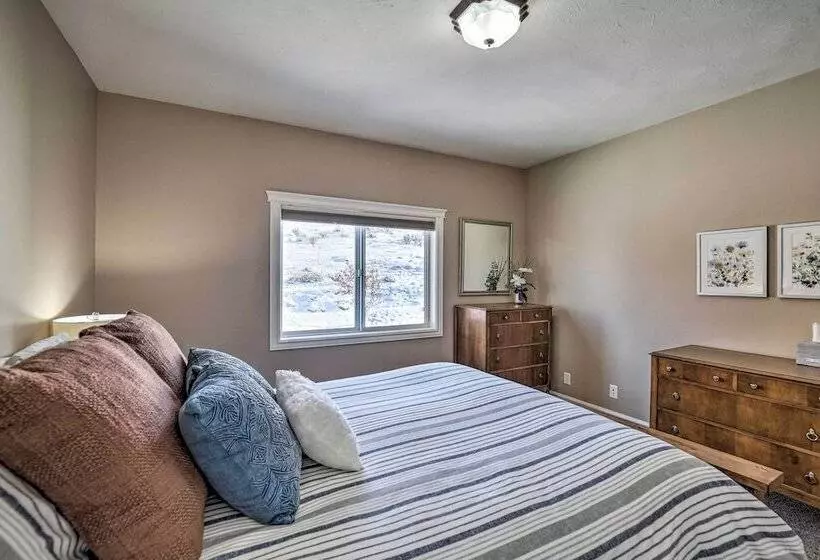 Spacious Idaho Home: Ski, Hike, & Fish!