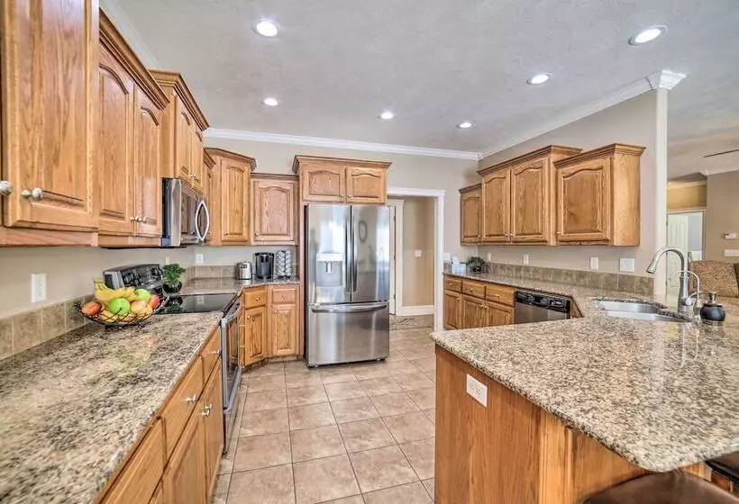 Spacious Idaho Home: Ski, Hike, & Fish!