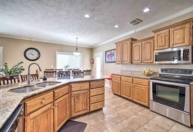 Spacious Idaho Home: Ski, Hike, & Fish!