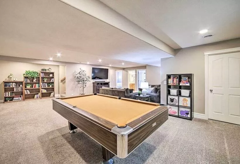 Spacious Idaho Home: Ski, Hike, & Fish!