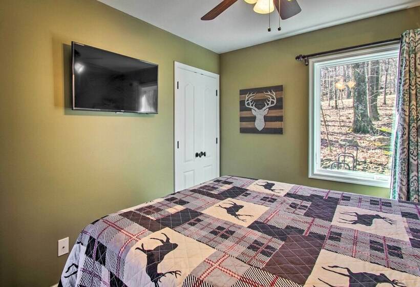 Stunning Wintergreen Resort Home: Ski & Golf!