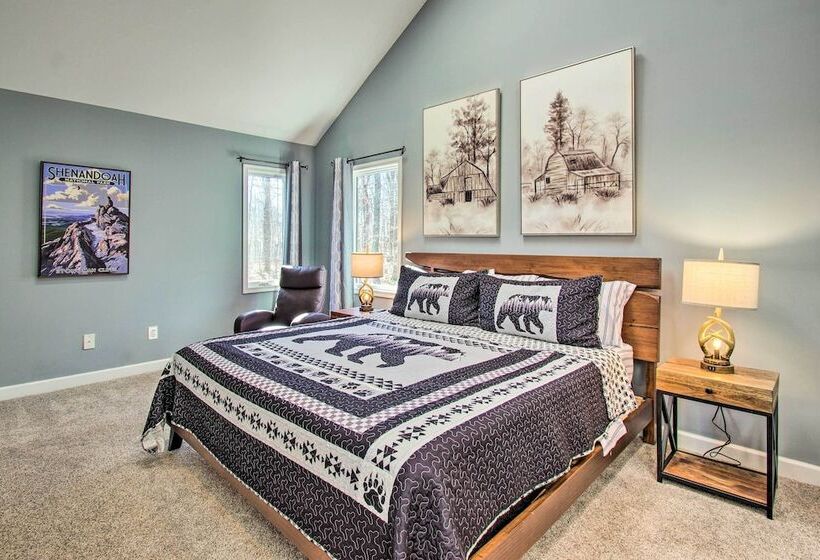 Stunning Wintergreen Resort Home: Ski & Golf!