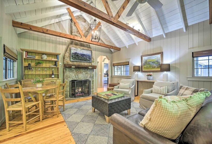 Tranquil Highlands Cottage With Fire Pit & Stream!