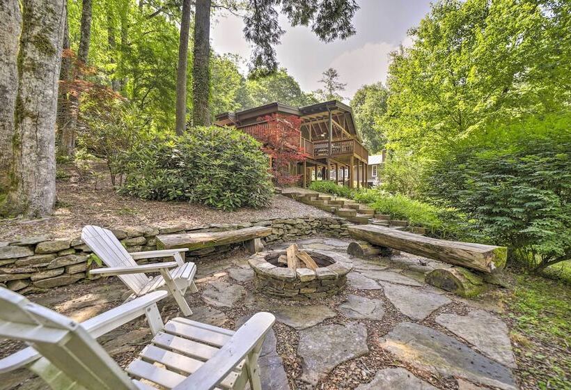 Tranquil Highlands Cottage With Fire Pit & Stream!