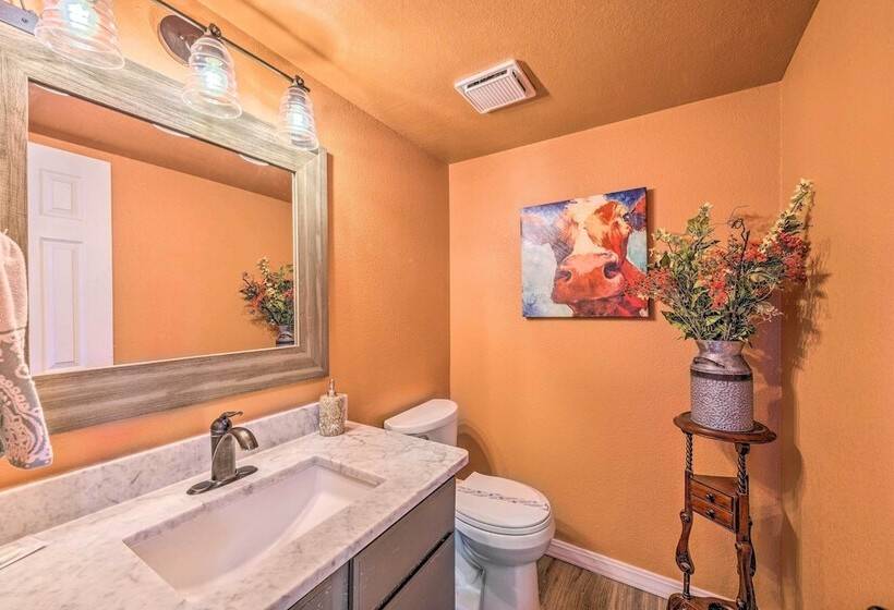 Unique & Modern Alto Home W/ Private Hot Tub!