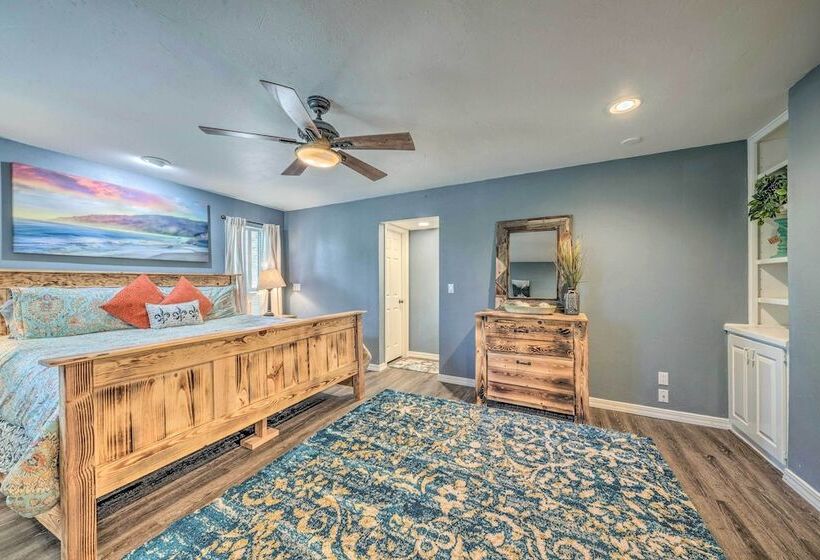 Unique & Modern Alto Home W/ Private Hot Tub!