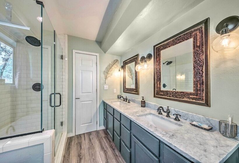 Unique & Modern Alto Home W/ Private Hot Tub!