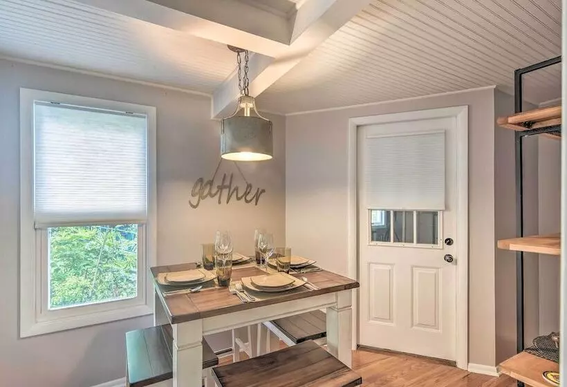 Blowing Rock Home: 1 Block To Downtown!