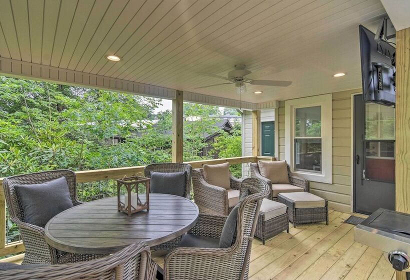 Blowing Rock Home: 1 Block To Downtown!