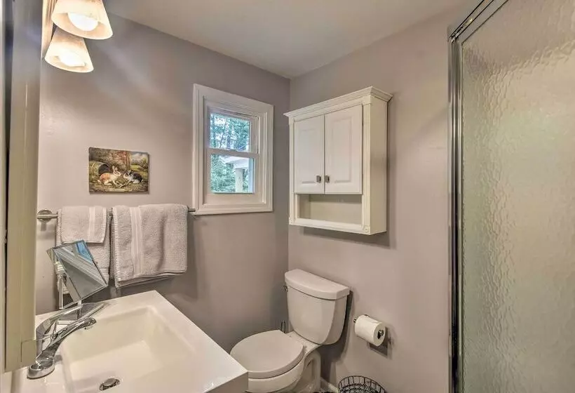 Blowing Rock Home: 1 Block To Downtown!