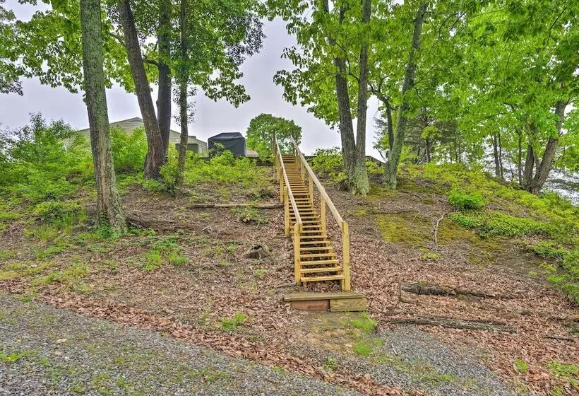 Waterfront Lancaster House W/ Grill & Dock Access!