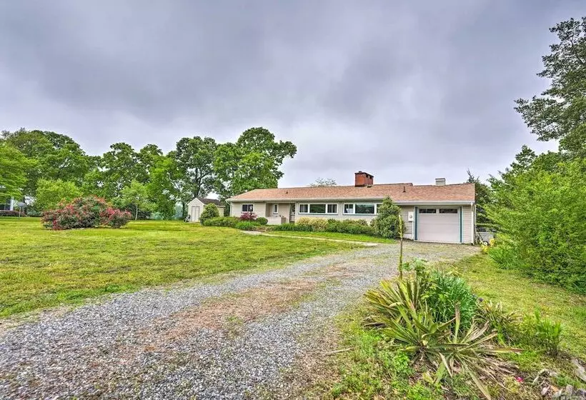 Waterfront Lancaster House W/ Grill & Dock Access!