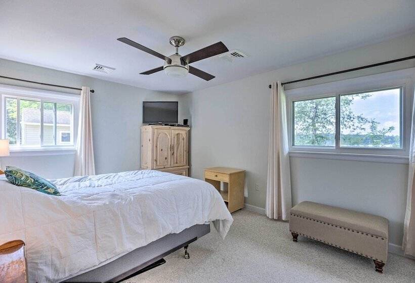 Waterfront Lancaster House W/ Grill & Dock Access!