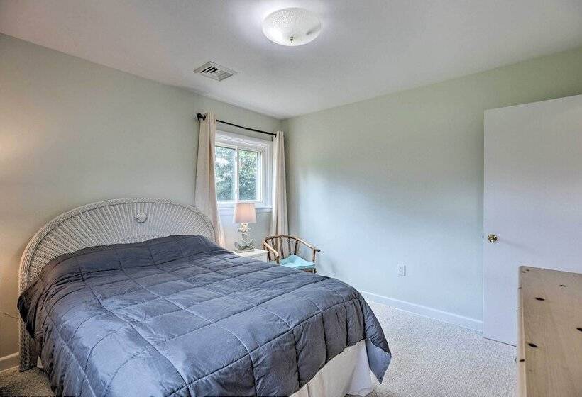 Waterfront Lancaster House W/ Grill & Dock Access!