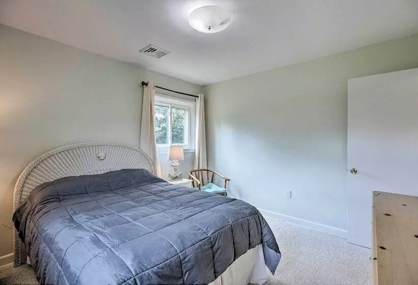 Waterfront Lancaster House W/ Grill & Dock Access!