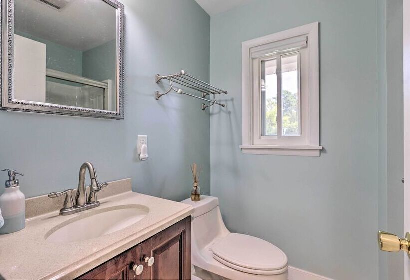 Waterfront Lancaster House W/ Grill & Dock Access!