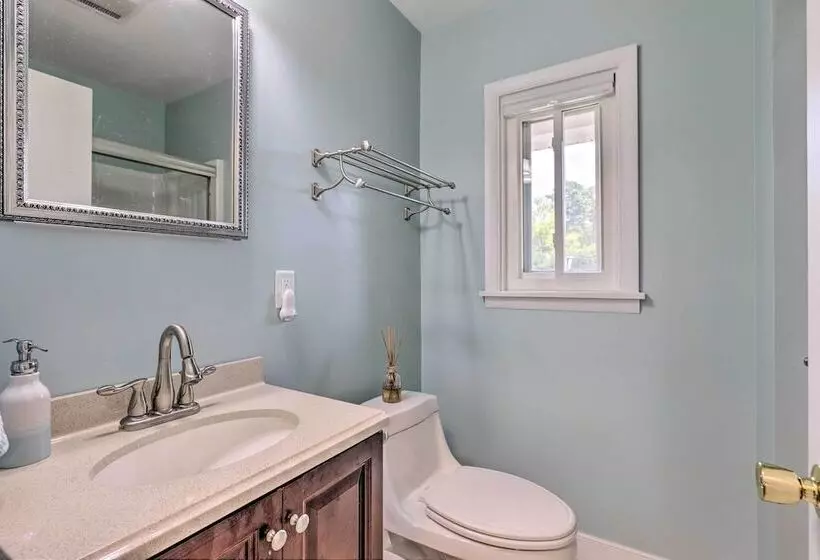 Waterfront Lancaster House W/ Grill & Dock Access!