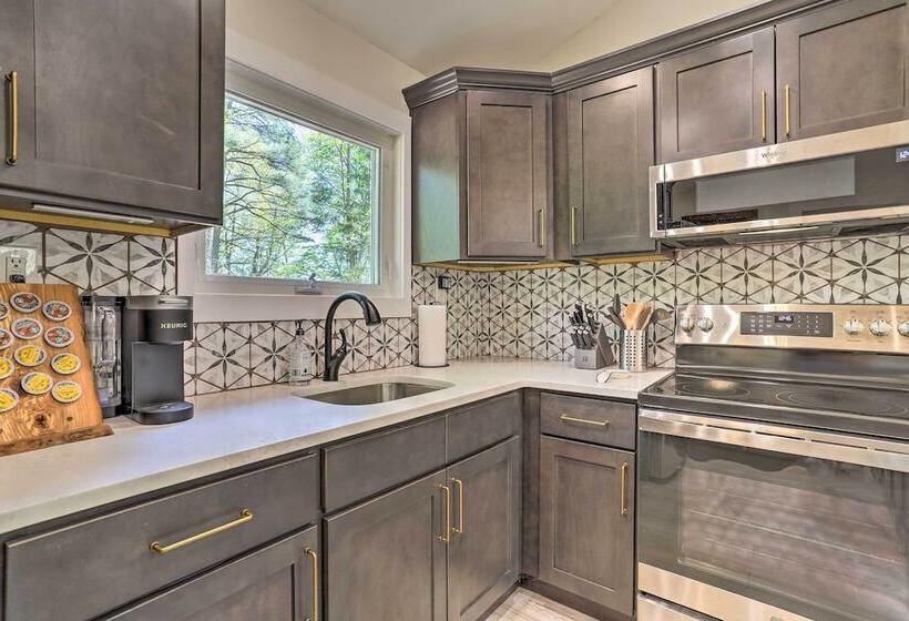 West Shokan Home Near Woodstock & Area Trails